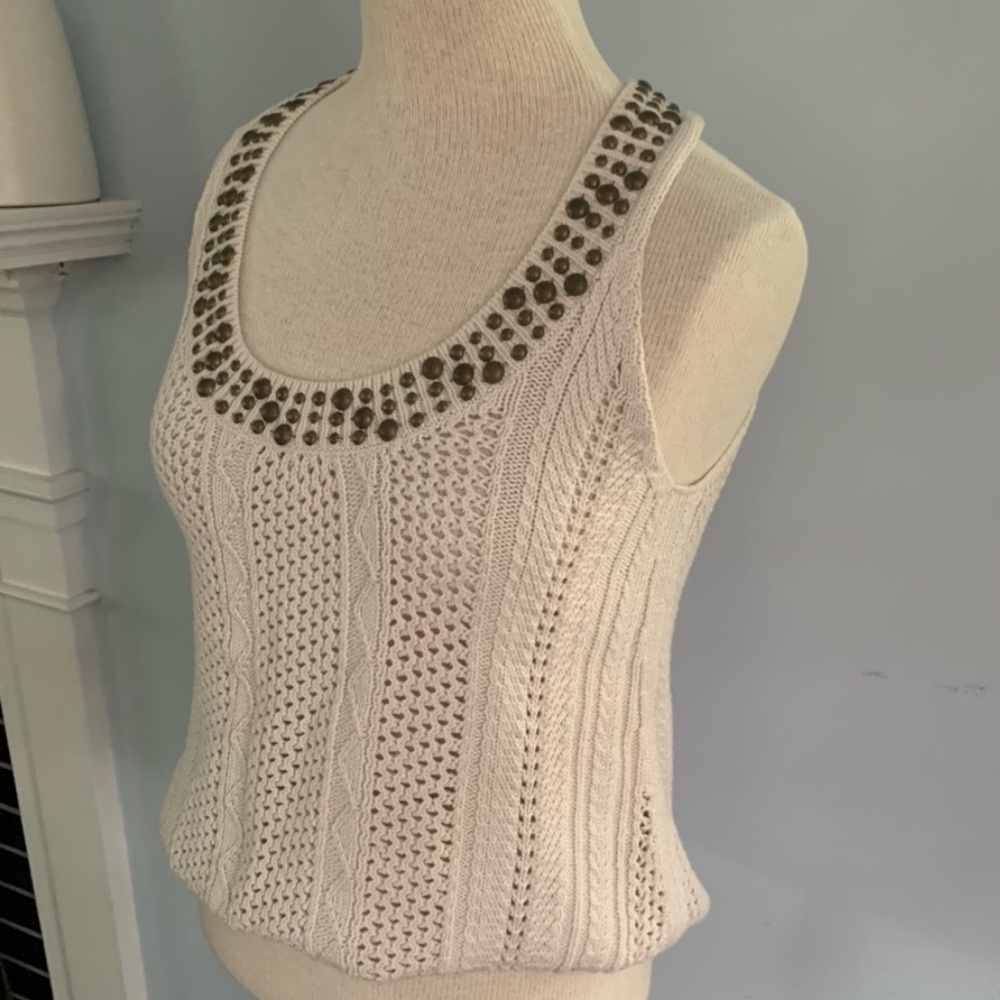 studded cotton sweater tank top w/rivets EUC ivory knit with antiqued brass Sz M
